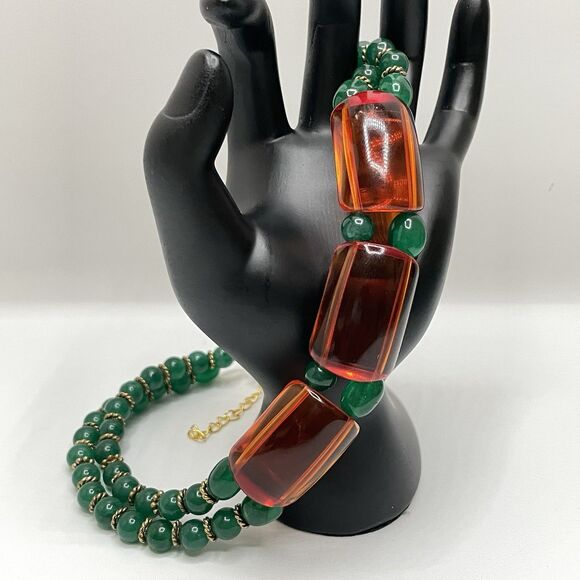 Artisan Handcrafted Green Gemstone Lucite Beaded Choker Collar Necklace Elegant - Picture 9 of 10